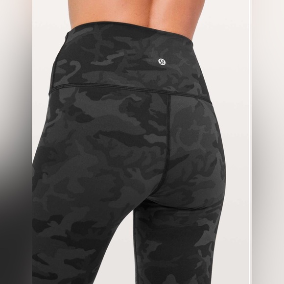Lululemon Wunder Under Hi-Rise Tight *28"
Incognito Camo Multi Grey SZ 6 - Picture 3 of 8